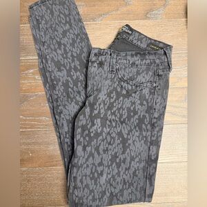 Lucky Brand Black/Gray Leopard Print Skinny Jeans